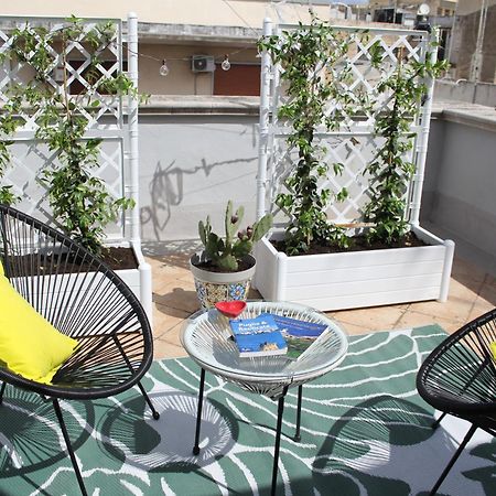Rooftop Zahra Apartment บารี ภายนอก รูปภาพ